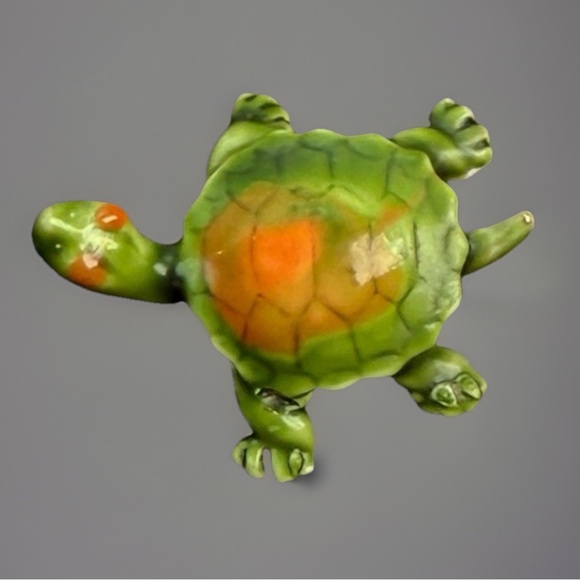 Itty-bitty, super cute baby turtle vintage, brooch pin - Picture 1 of 6